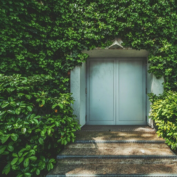 Welcome to Our Closet! - Picture 2 of 3